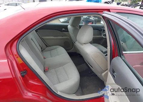 2010 Ford Fusion Se из США, поврежденный, VIN 3FAHP0HA6AR182273